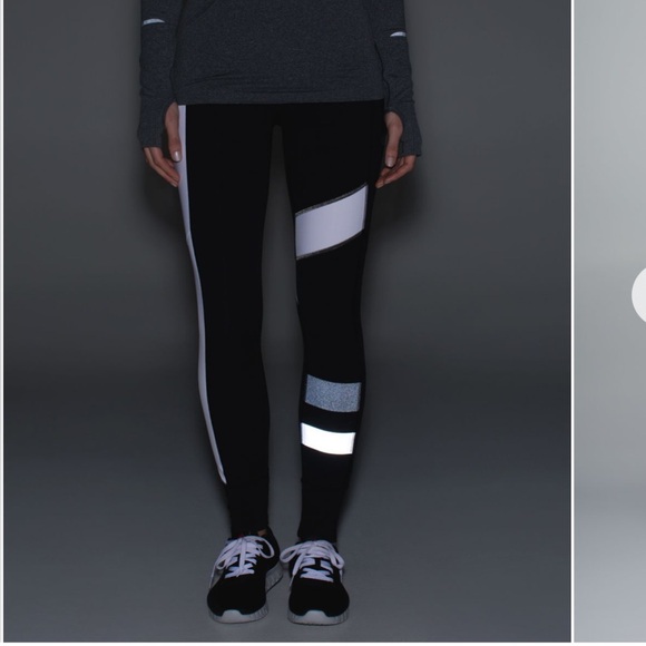 Lululemon Reflective Speed Tight - Picture 2 of 11